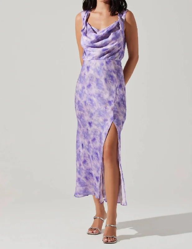 Price Rollback Elin Dress In Purple Abstract