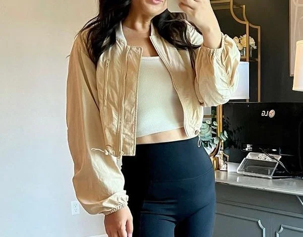 Exclusive Deal Madden NYC Cropped Jacket Women’s Size Medium Tan