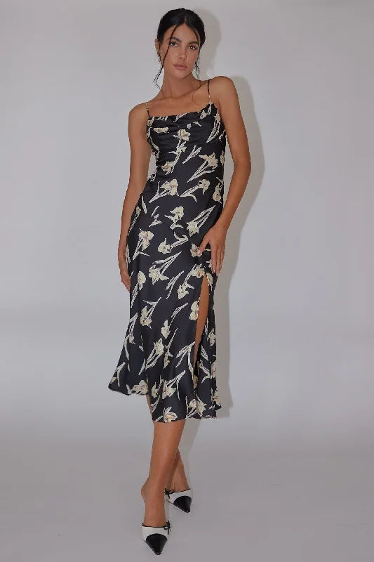 Bonus Savings Well Versed Pleated Bust Front Split Dress Orchid Black