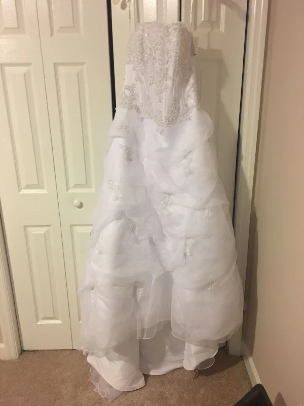 Limited Time Offer David's Bridal B9263