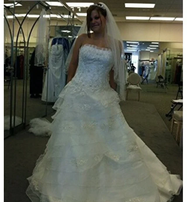 Special Discount David's Bridal Beaded wedding gown