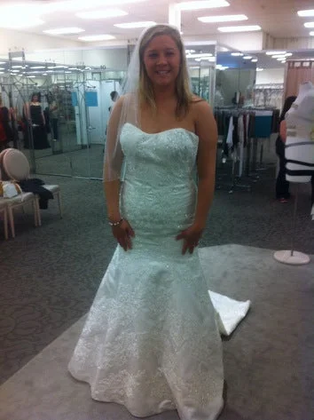 Deal Frenzy Oleg Cassini 14030093