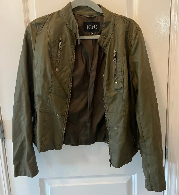 Get It Before It’s Gone Faux Leather Moto Jacket Women’s Size Medium Olive Green